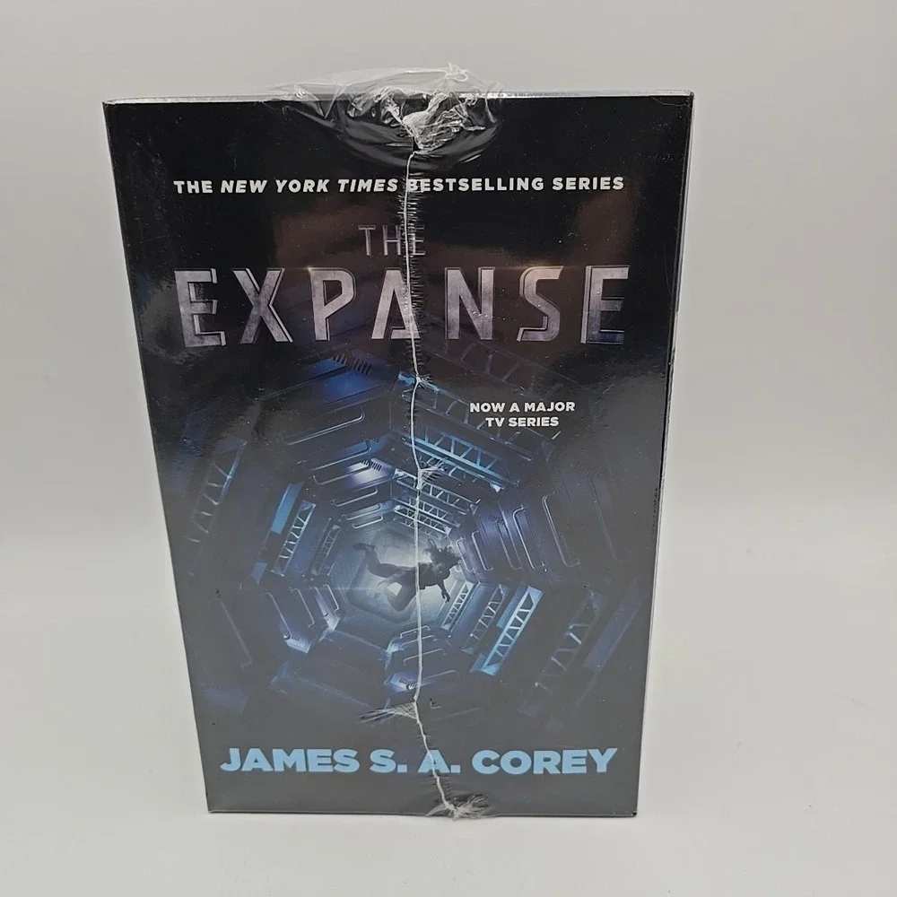The Expanse Boxed Set:‎ Leviathan Wakes, Caliban's War and Abaddon's Gate
